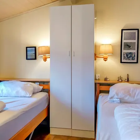 別荘 3 Bedroom Awesome In オーストダインケルケ