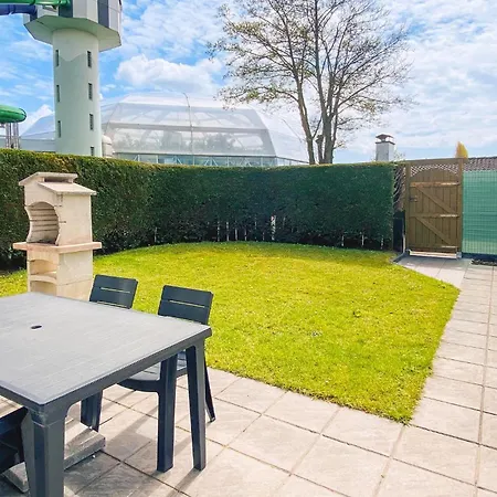 3 Bedroom Awesome In * Oostduinkerke