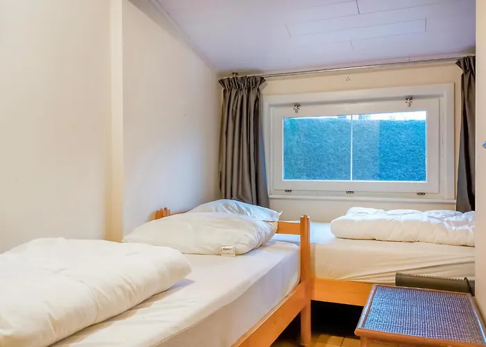 Ferienhaus 3 Bedroom Awesome In Oostduinkerke