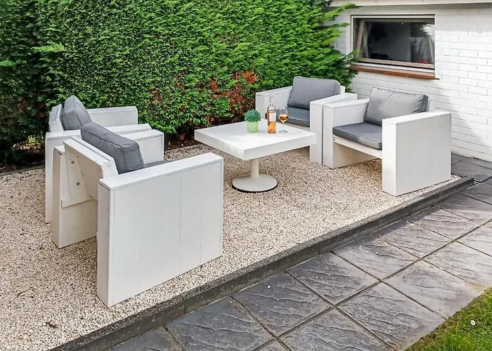 3 Bedroom Awesome In